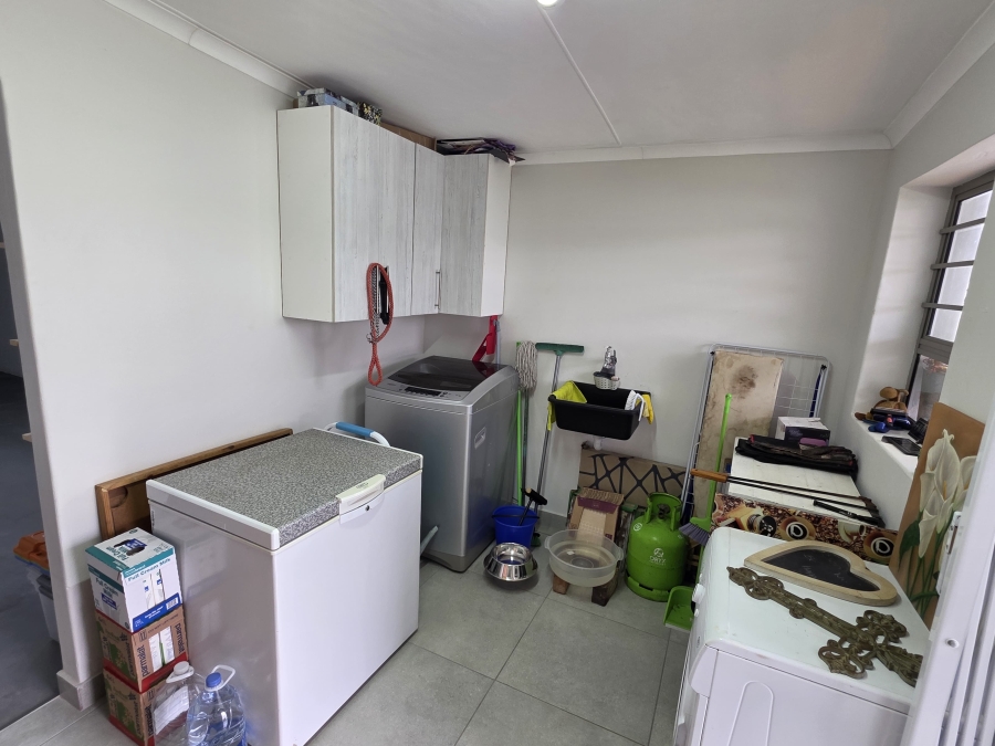 2 Bedroom Property for Sale in Kleinkrantz Western Cape